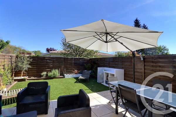 Maison à vendre  5 pièces - 91,43 m 2   GRADIGNAN  - 33