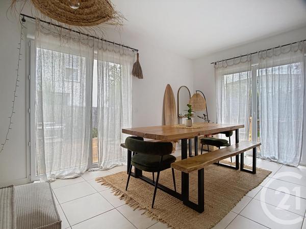Maison à vendre  5 pièces - 91,43 m 2   GRADIGNAN  - 33