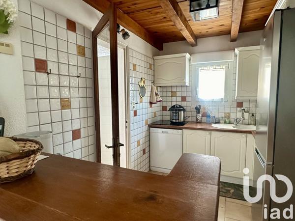 Maison traditionnelle 4 pièces de 120 m² à Fleury (11560)