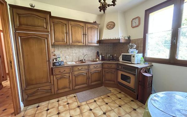 Maison à vendre    4 pièces •  La Rochefoucauld