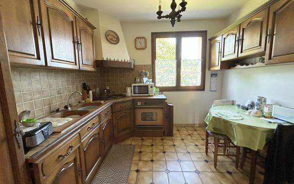 Maison à vendre    4 pièces •  La Rochefoucauld