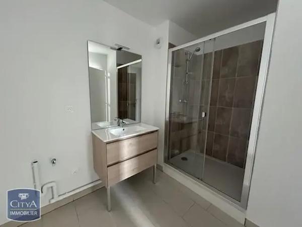 Appartement à louer 2 pièces 55.63m² Arras (62000)