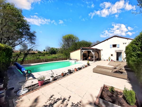 Maison à vendre à La Tour-Blanche-Cercles (24320) - Dordogne