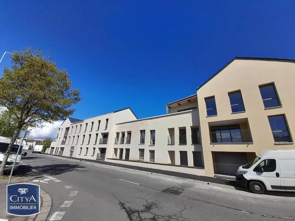 Appartement à louer 2 pièces 42m² Tours (37100)