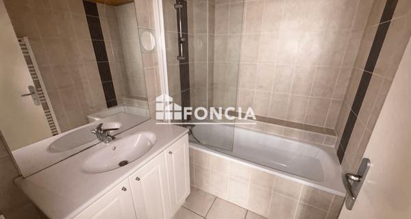 Location Appartement 3 pièces 55.57 m² - Valence 26000