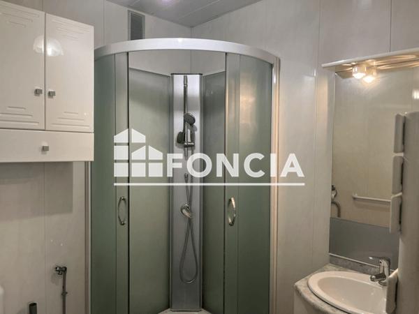 Location Appartement 2 pièces 45 m² - 23 RUE AMPERE Grenoble Cedex 38000