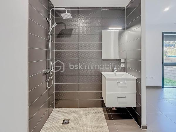 Maison contemporaine de 75 m²