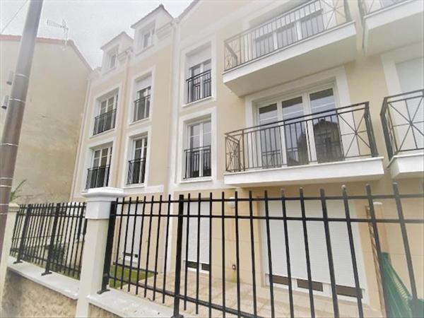 Parking à louer |  ST LEU LA FORET |  | 6 m²