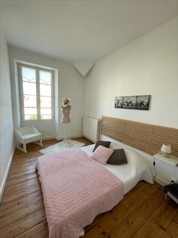 Maison restaurée à vendre à Marans en Charente-Maritime (17230), ref : VA 443