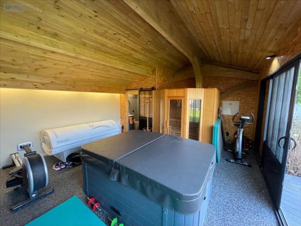 Maison restaurée à vendre à Marans en Charente-Maritime (17230), ref : VA 443