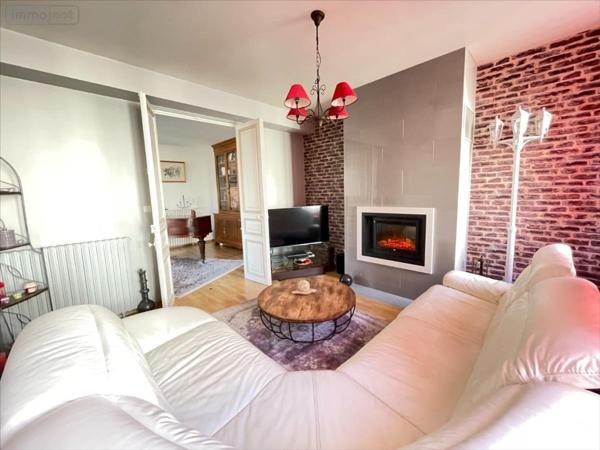 Maison restaurée à vendre à Marans en Charente-Maritime (17230), ref : VA 443