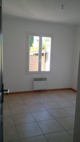 Avignon (84140) Appartement Type III Rez de jardin en fond d'impasse