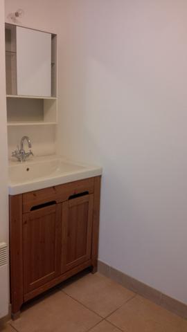 Avignon (84140) Appartement Type III Rez de jardin en fond d'impasse