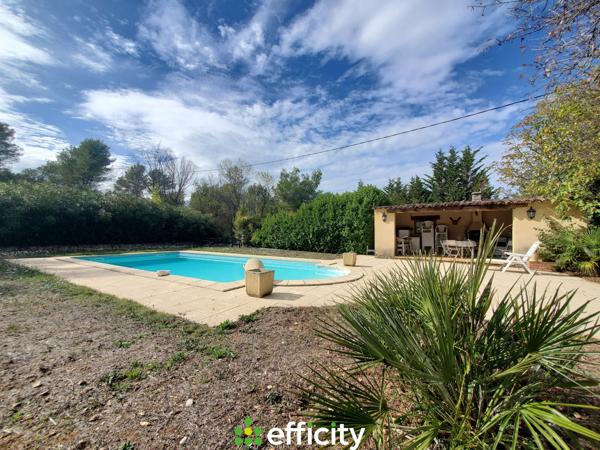 Maison 8 pièces - 320 m²