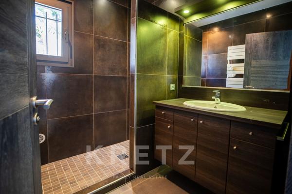 VILLA AVEC PISCINE ET VUE MER SUR SANTA GUILIA AU CALME