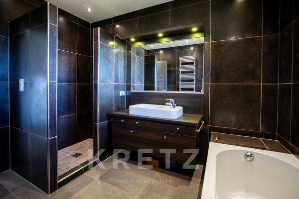 VILLA AVEC PISCINE ET VUE MER SUR SANTA GUILIA AU CALME