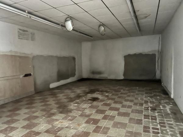 MAISON DE VILLAGE ATYPIQUE AVEC GRAND POTENTIEL