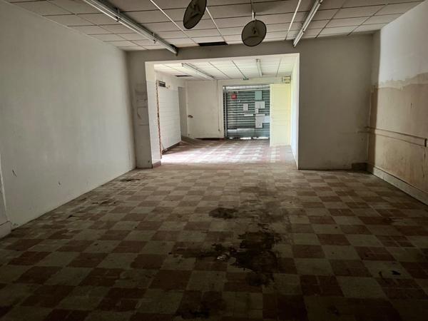 MAISON DE VILLAGE ATYPIQUE AVEC GRAND POTENTIEL