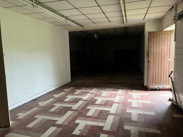 MAISON DE VILLAGE ATYPIQUE AVEC GRAND POTENTIEL