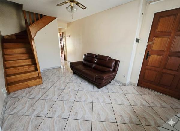 Maison 130 m² habitables , Parfait état ,Sous-sol total + Studio indépendant