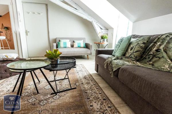 Immeuble à vendre 900m²