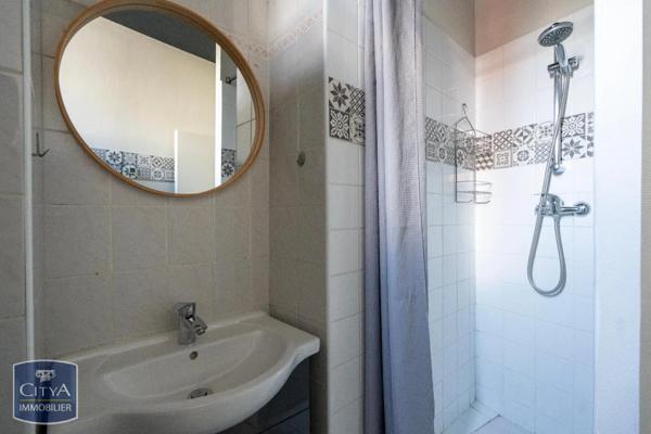 Immeuble à vendre 900m²