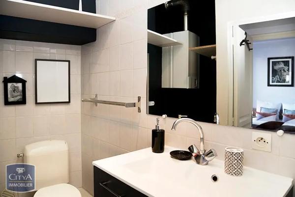 Immeuble à vendre 900m²