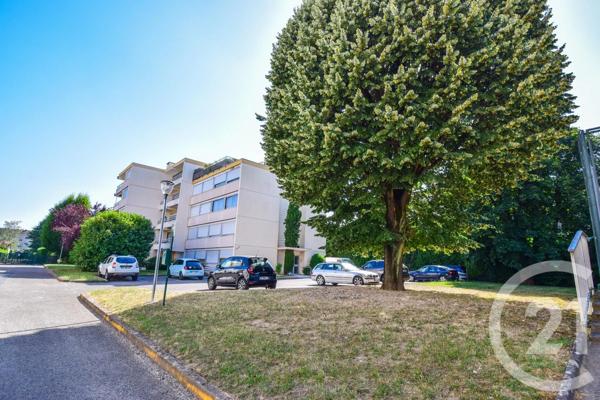 Appartement F3 à vendre  3 pièces - 66 m 2   BELLEVILLE  - 69