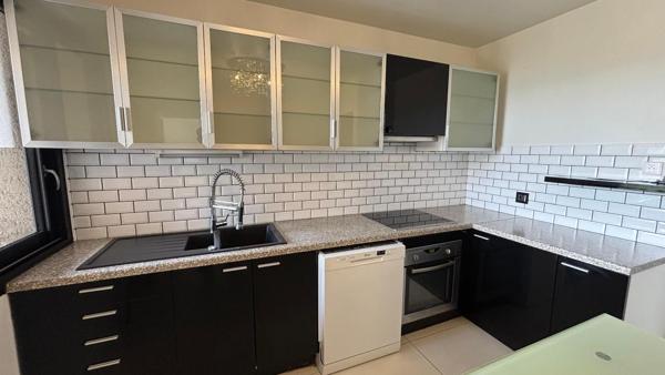 Villa 6 pièce(s) 4 chambre(s) 170.86 m²