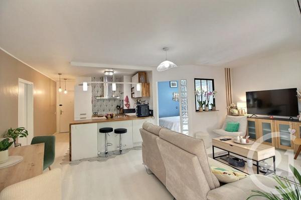 Appartement à vendre  3 pièces - 62 m 2   GRASSE  - 06