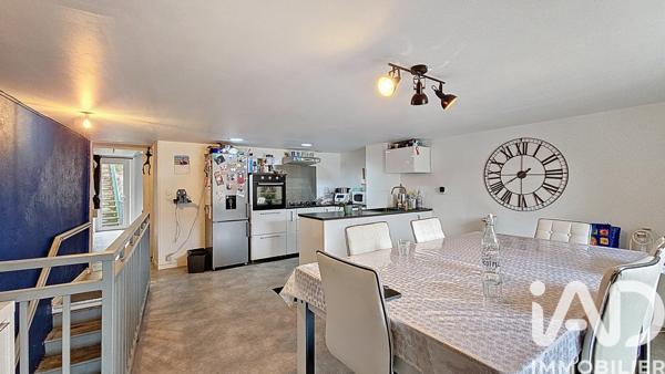Location maison 4 pièces 94 m² Saint-Julien-Molin-Molette