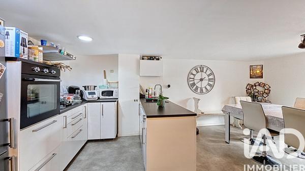Location maison 4 pièces 94 m² Saint-Julien-Molin-Molette