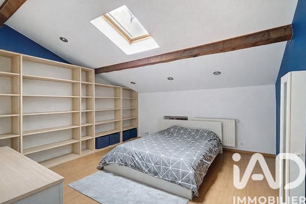 Location maison 4 pièces 94 m² Saint-Julien-Molin-Molette