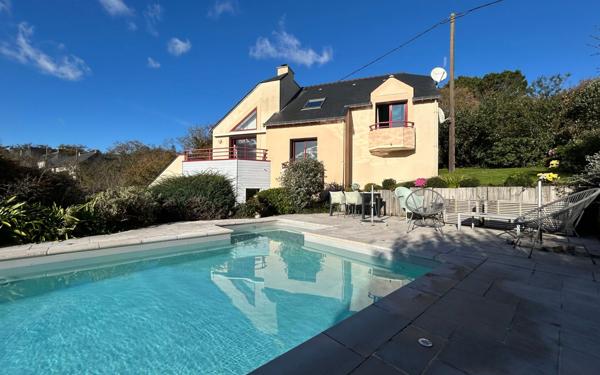 Maison à vendre    6 pièces •  Guérande