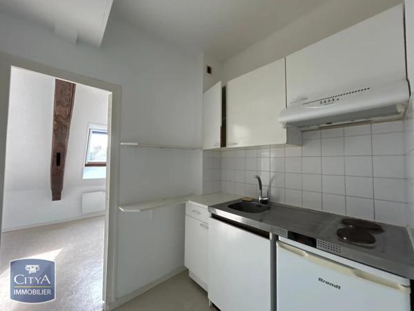 Appartement à louer 2 pièces 28.06m² Alençon (61000)