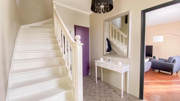 QUAND LE MODERNE ET L'ANCIEN RACONTENT UNE HISTOIRE