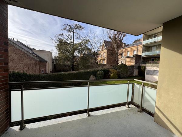 LES ORMEAUX - F3 DE 64M2 AVEC BALCON ET PARKING