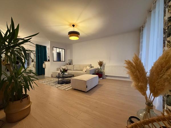 Appartement - 3 pièces - 82 m²