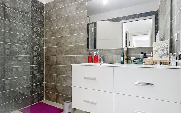 Appartement à vendre    4 pièces • 113,88 m2 Fréjus