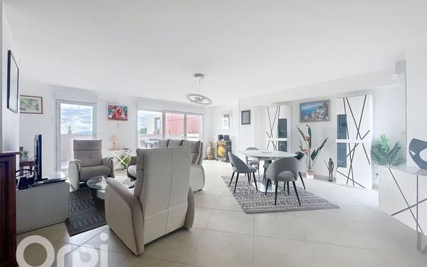 Appartement à vendre    4 pièces • 113,88 m2 Fréjus