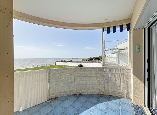 Châtelaillon-Plage Appartement T1 avec terrasse vue mer et parking