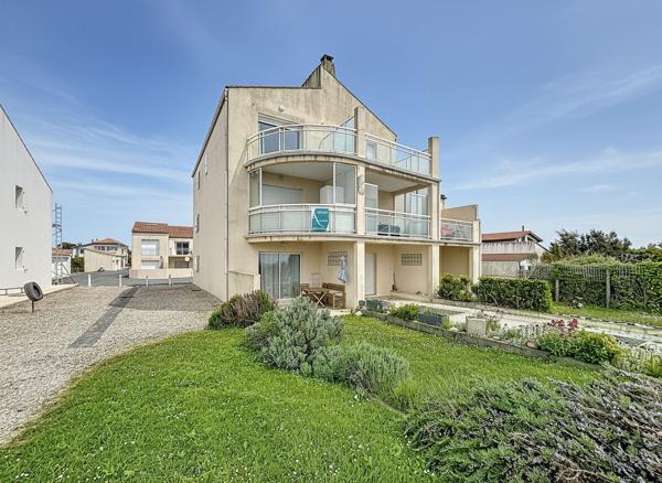 Châtelaillon-Plage Appartement T1 avec terrasse vue mer et parking
