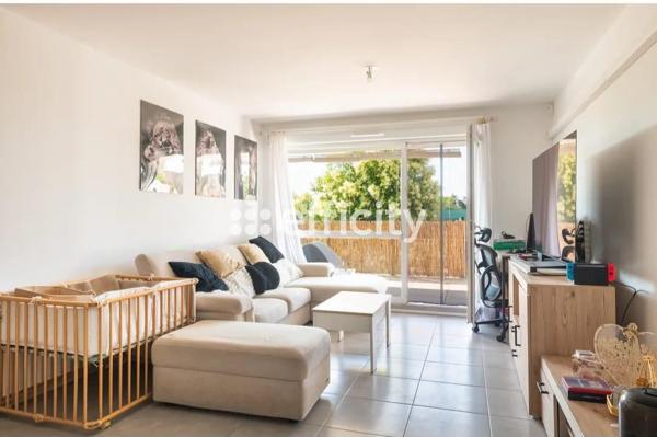 Appartement
         3 pièces
        - 65 m² Exclusivité 225 000 € *