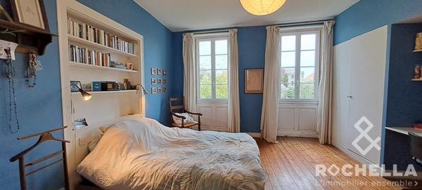 Maison 10 pièces dont 6 chambres avec dépendance