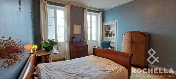 Maison 10 pièces dont 6 chambres avec dépendance