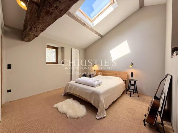 Élégance rustique et design contemporain au cœur du Périgord