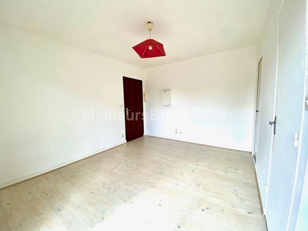  STUDIO 20m2 avec balcon + parking + cave