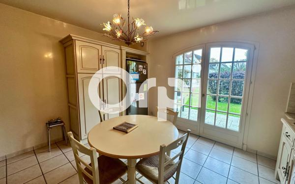 Maison à vendre    6 pièces •  Sainte-Geneviève-des-Bois