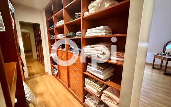 Maison à vendre    6 pièces •  Sainte-Geneviève-des-Bois