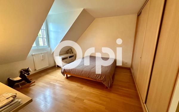 Maison à vendre    6 pièces •  Sainte-Geneviève-des-Bois